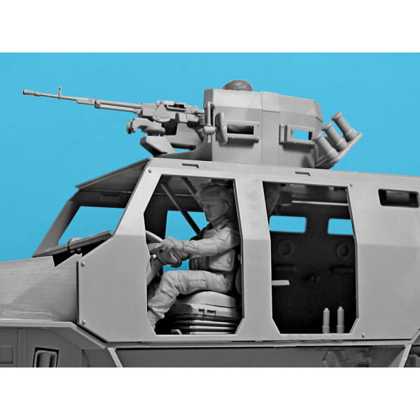 Before the assault. Eastern Ukraine 2022 1/35 ICM DS3521