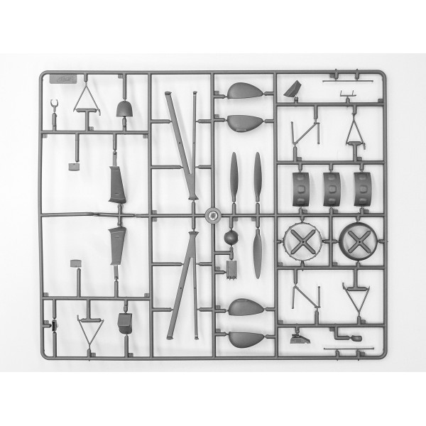 WWII Luftwaffe Airfield 1/48 ICM DS4801