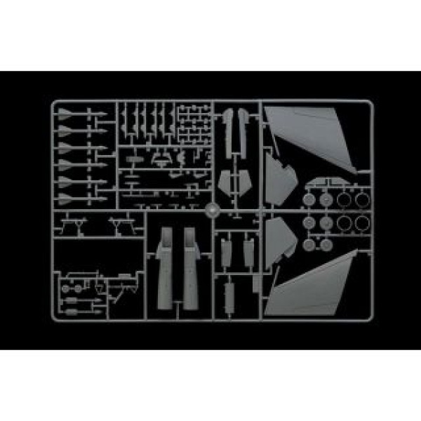 Літак  SU-27 Sukhoi  1/72 Italeri 0197
