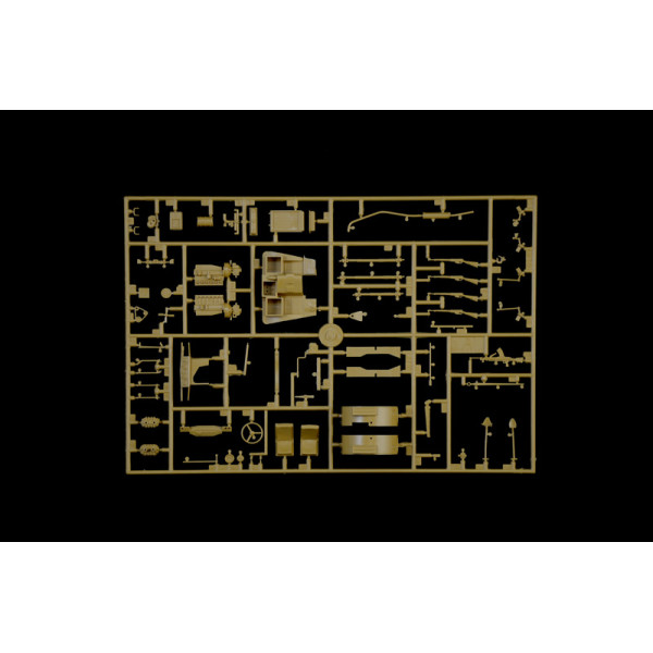 Bedford QL Medium Truck  1/35 Italeri 0241