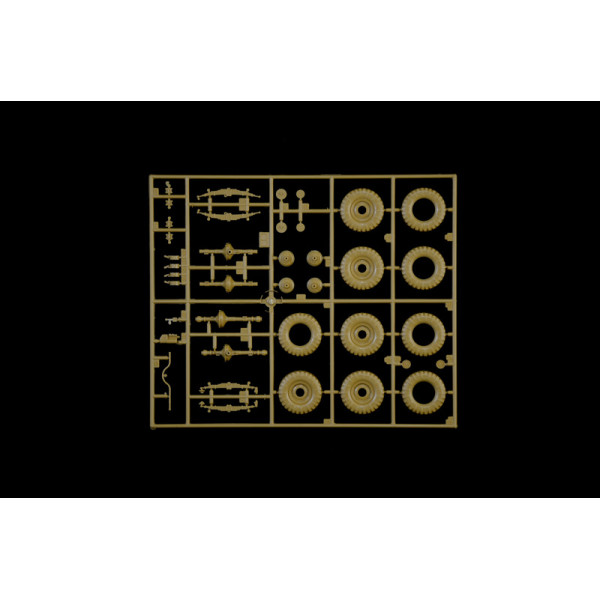 Bedford QL Medium Truck  1/35 Italeri 0241