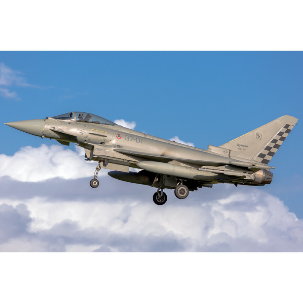 EF 2000 Typhoon Single Seater  1/72 Italeri  1355