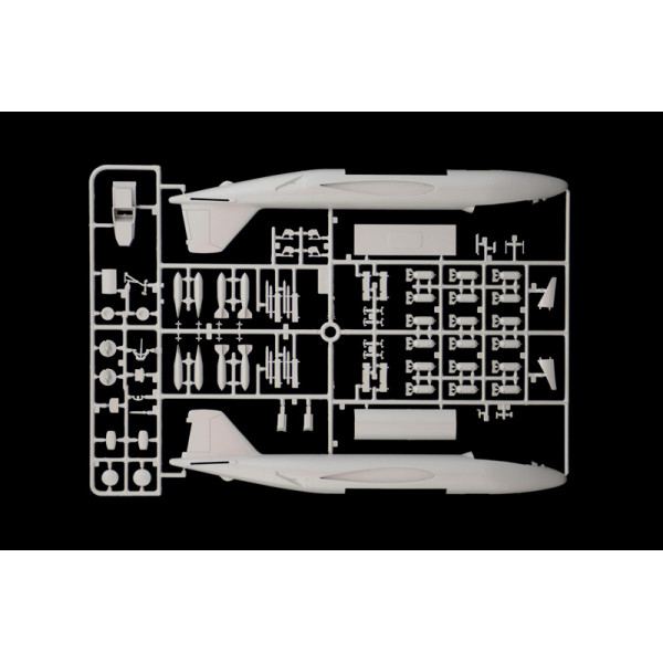  Martin B-57B 1/72 Italeri  1387