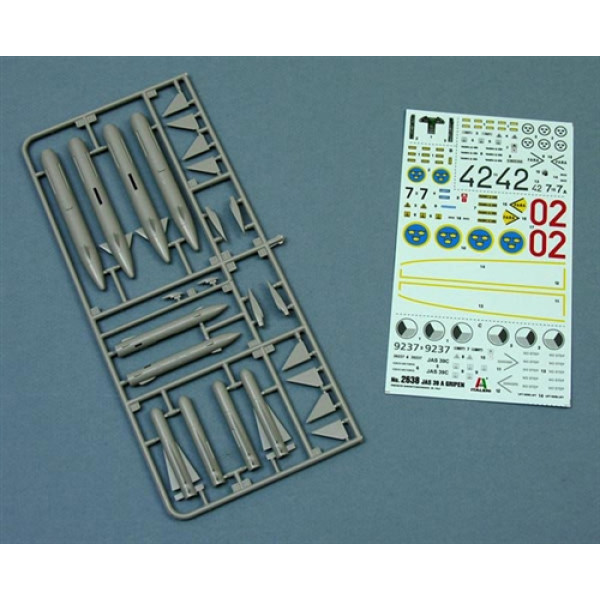 JAS 39 A Gripen 1/48 Italeri  2638