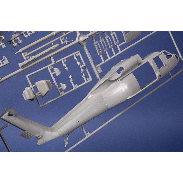 MH-60K Blackhawk SOA 1/48 Italeri  2666