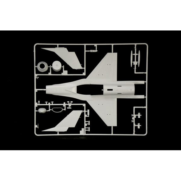 F-16 A Fighting Falcon 1/48 Italeri  2786