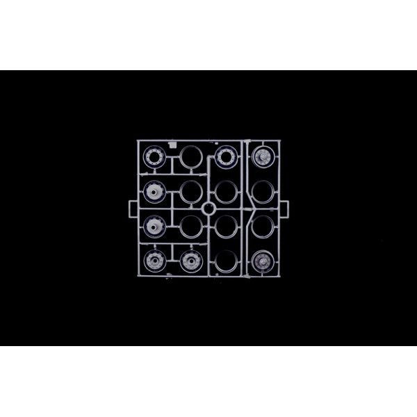 Iveco Magirus DLK26-12 1/24 Italeri  3784