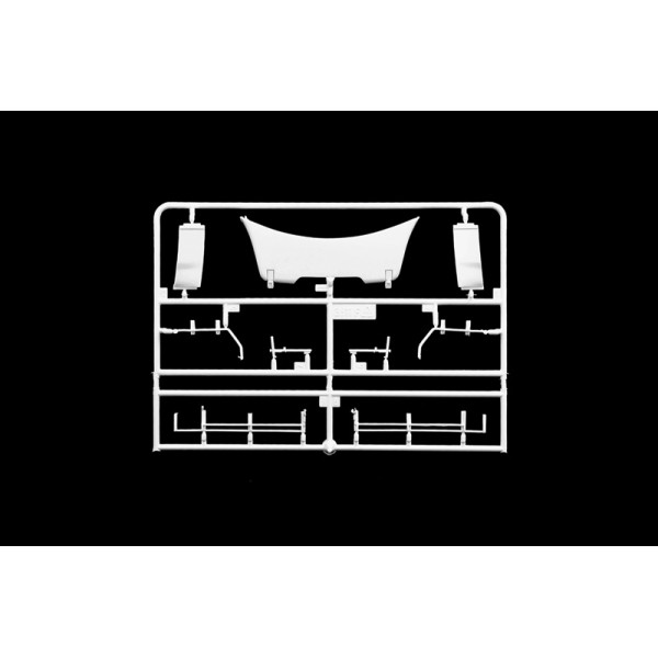 MAN TGX XXL "WOLF TRANSPORTE" 1/24  Italeri 3921