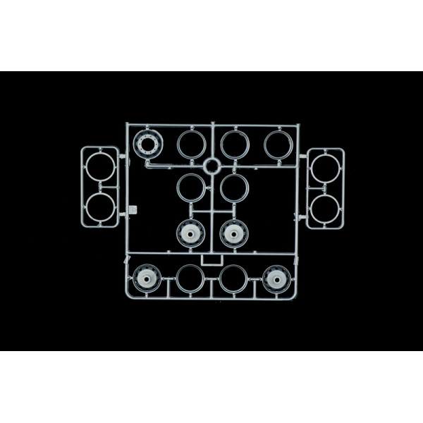 Freightliner FLD 120 Special 1/24  Italeri 3925