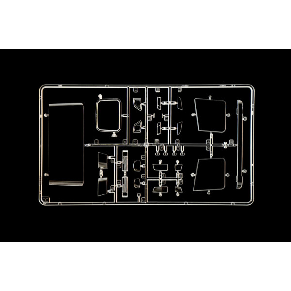 Scania S730 HIGHLINE 4x2 1/24  Italeri 3927