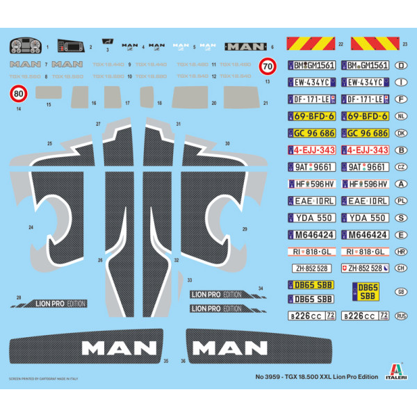 Автомобіль  MAN TGX 18.500 XXL Lion Pro Edition  1/24  Italeri 3959