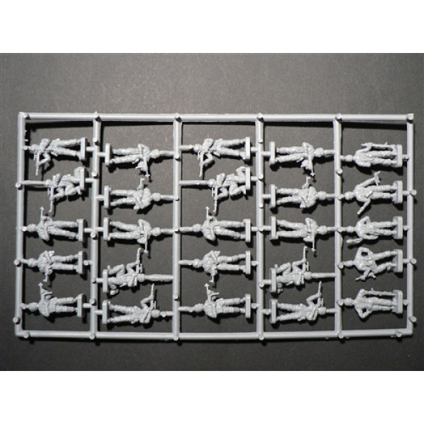 German Paratroopers (WWII) 1/72 Italeri  6045