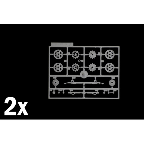 STEYR RSO/01 with GERMAN SOLDIERS 1/35 Italeri 6549