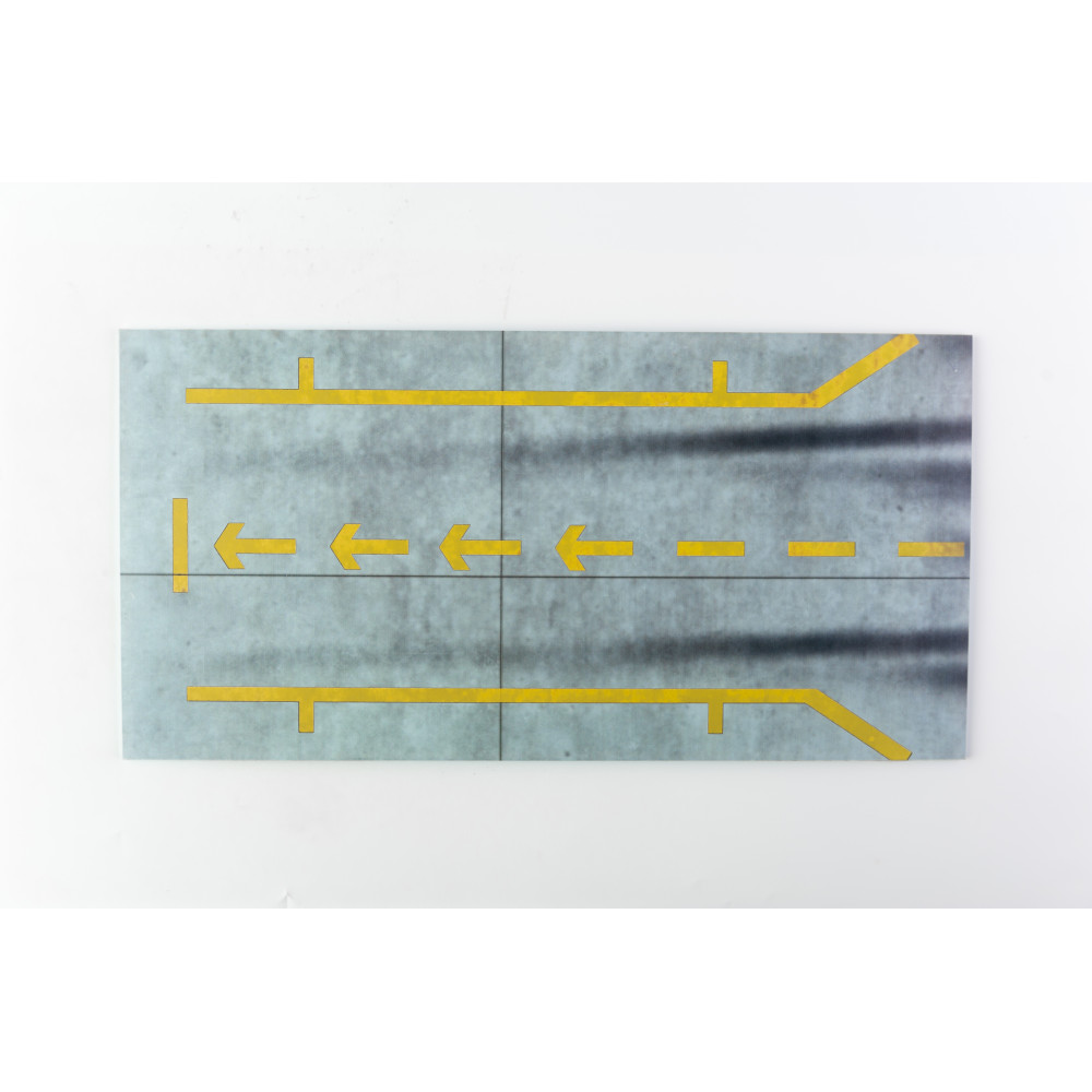 Model stand - Pit-F1 Pitstop Type 1  Base - Acrylic 3 mm (180 x 357 mm) 1/20 Kelik KS20003