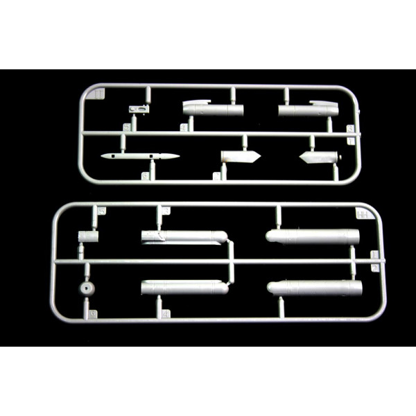 General Dynamics F-16D Block 50 - USAF Viper 2 seat  1/48 Kinetic 48005