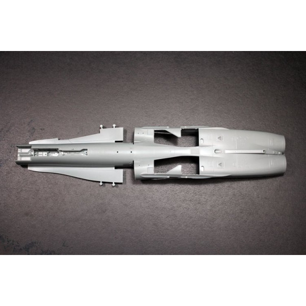  F/A-18C US Navy, Swiss & Topgun  1/48 Kinetic 48031