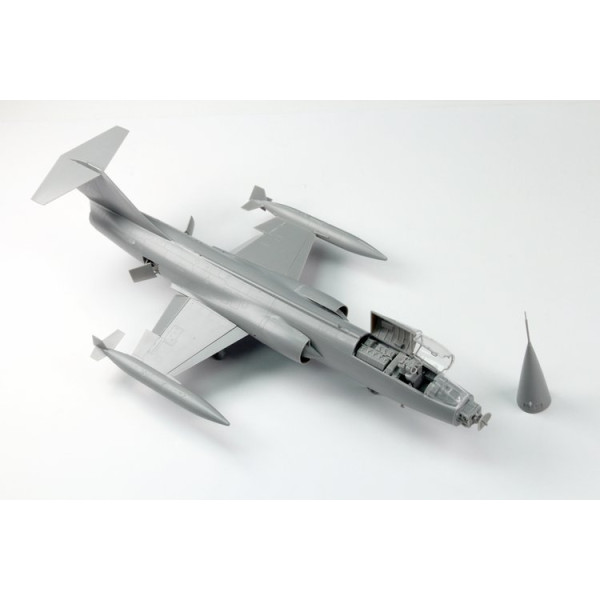 F-104G Starfighter Luftwaffe 1/48 Kinetic 48083