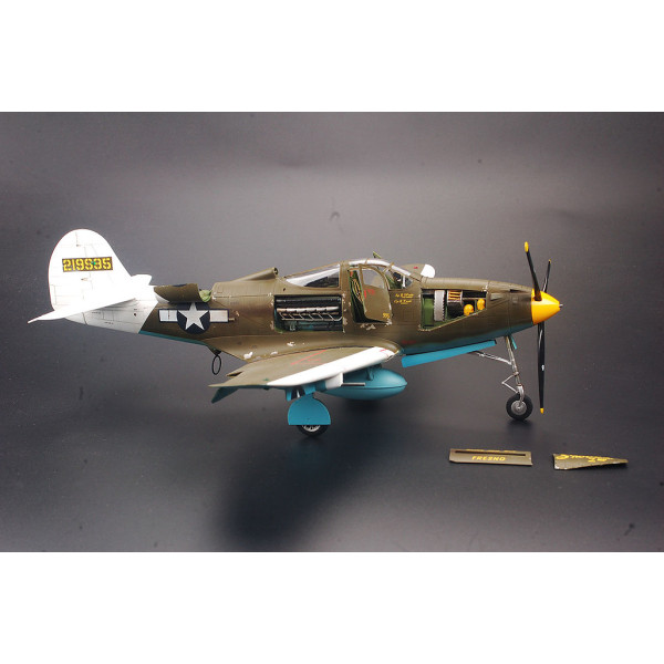 P-39Q/N Airacobra 1/32 Zimi model 32013
