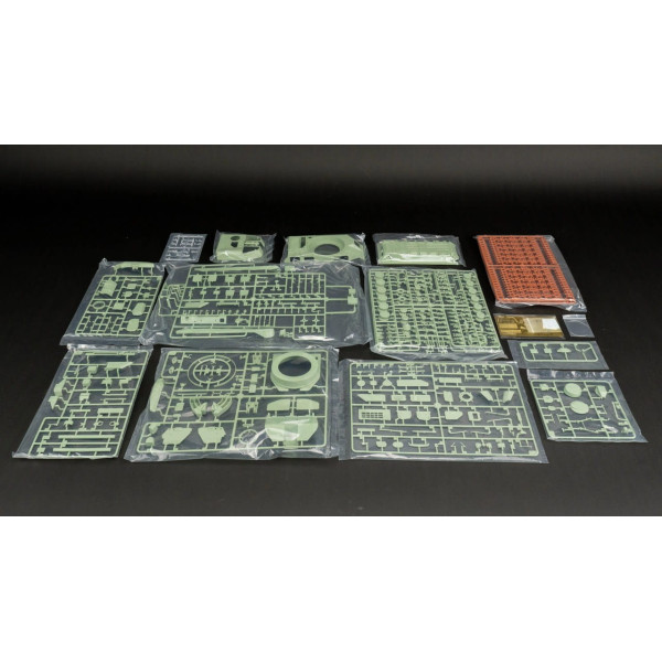 ZSU-23-4 M2/M4 Shilka SPAAG Self-Propelled Anti-Aircraft Gun 1/35 Zimi model 35124