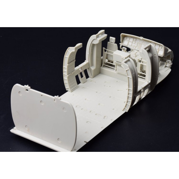 US MH-60L "Black Hawk" 1/35 Kitty Hawk KH50005