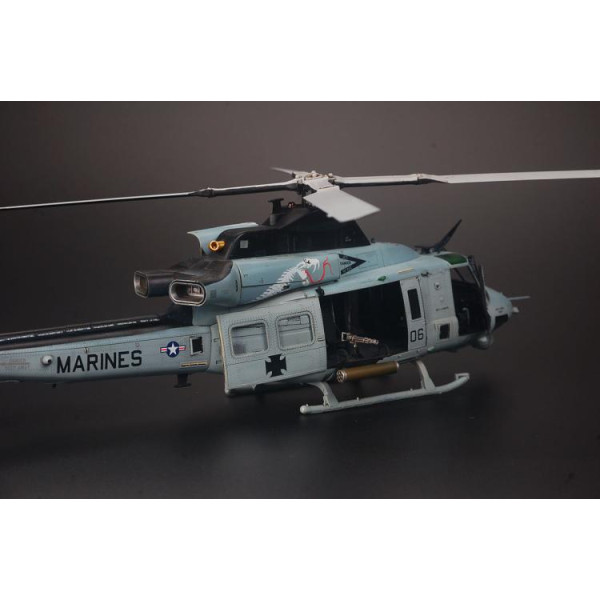UH-1Y Venom Kit First Look 1/48 Kitty Hawk 80124