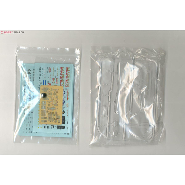 AH-1Z Viper   1/48 Zimi model 80125