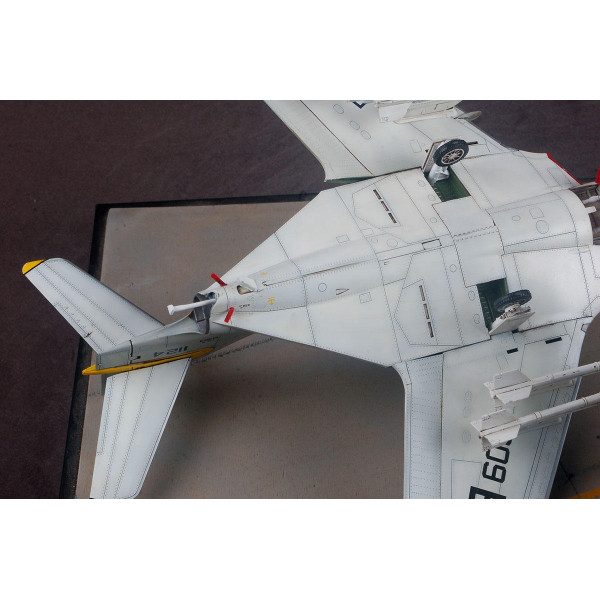 American fighter F9F-8 & F9F-8P Cougar 1/48 Zimi model 80127