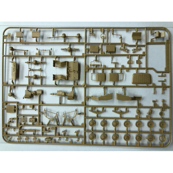 Ural-4320 and APA-5D 1/48 Zimi Model 80159