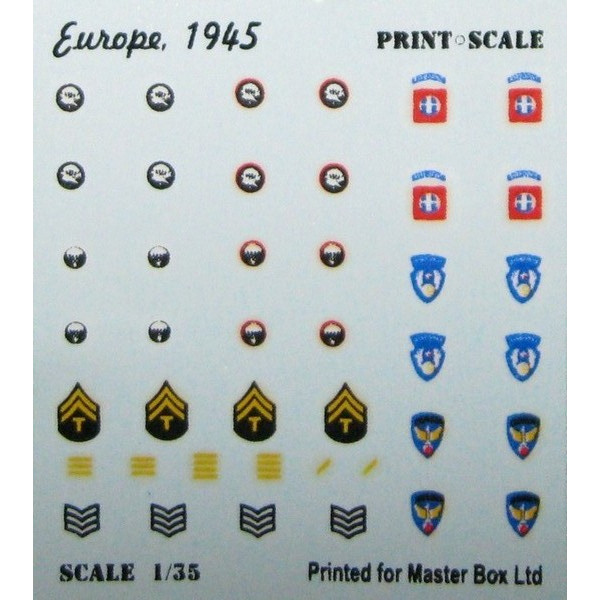 Europe 1945 - 2 GI Joes with females 1/35 MasterBox 3514