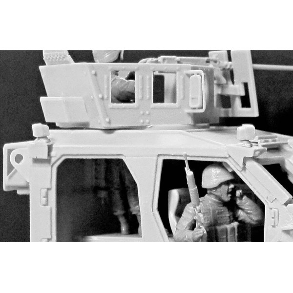 "Man Down! US Modern Army, Middle East, Present day"  1/35 MasterBox 35170