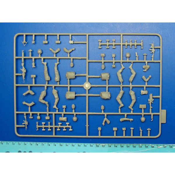 "Man Down! US Modern Army, Middle East, Present day"  1/35 MasterBox 35170