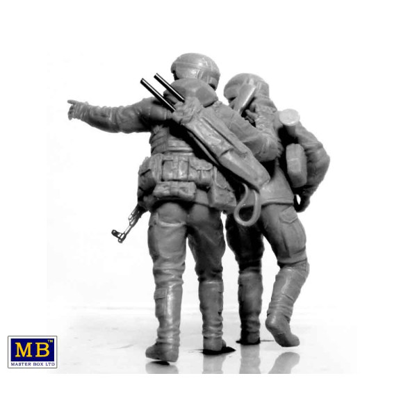 Azov Regiment, Defence of Mariupol, March 2022  Kit #2 1/35 MasterBox 35224