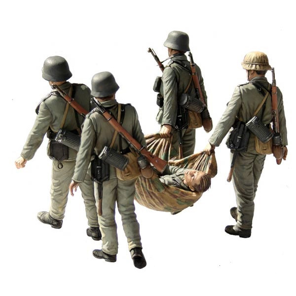 "Casualty Evacuation", German Infantry, Stalingrad, Summer 1942  1/35 MasterBox 3541