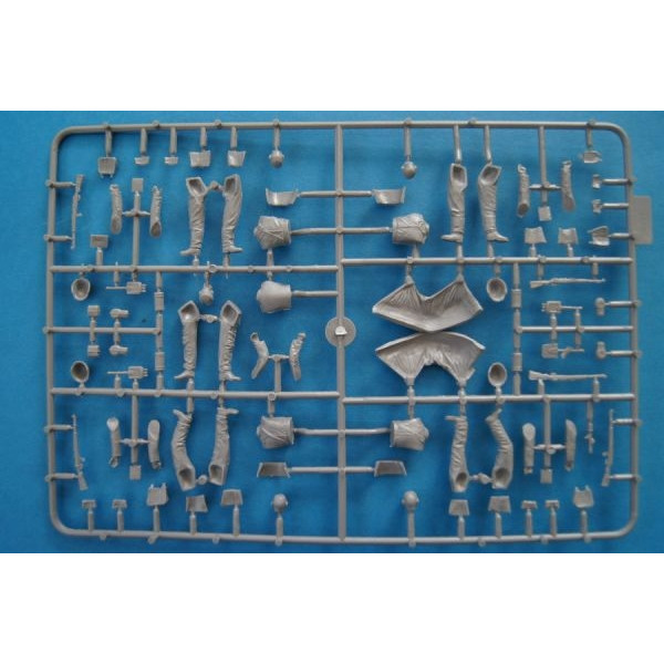 "Casualty Evacuation", German Infantry, Stalingrad, Summer 1942  1/35 MasterBox 3541