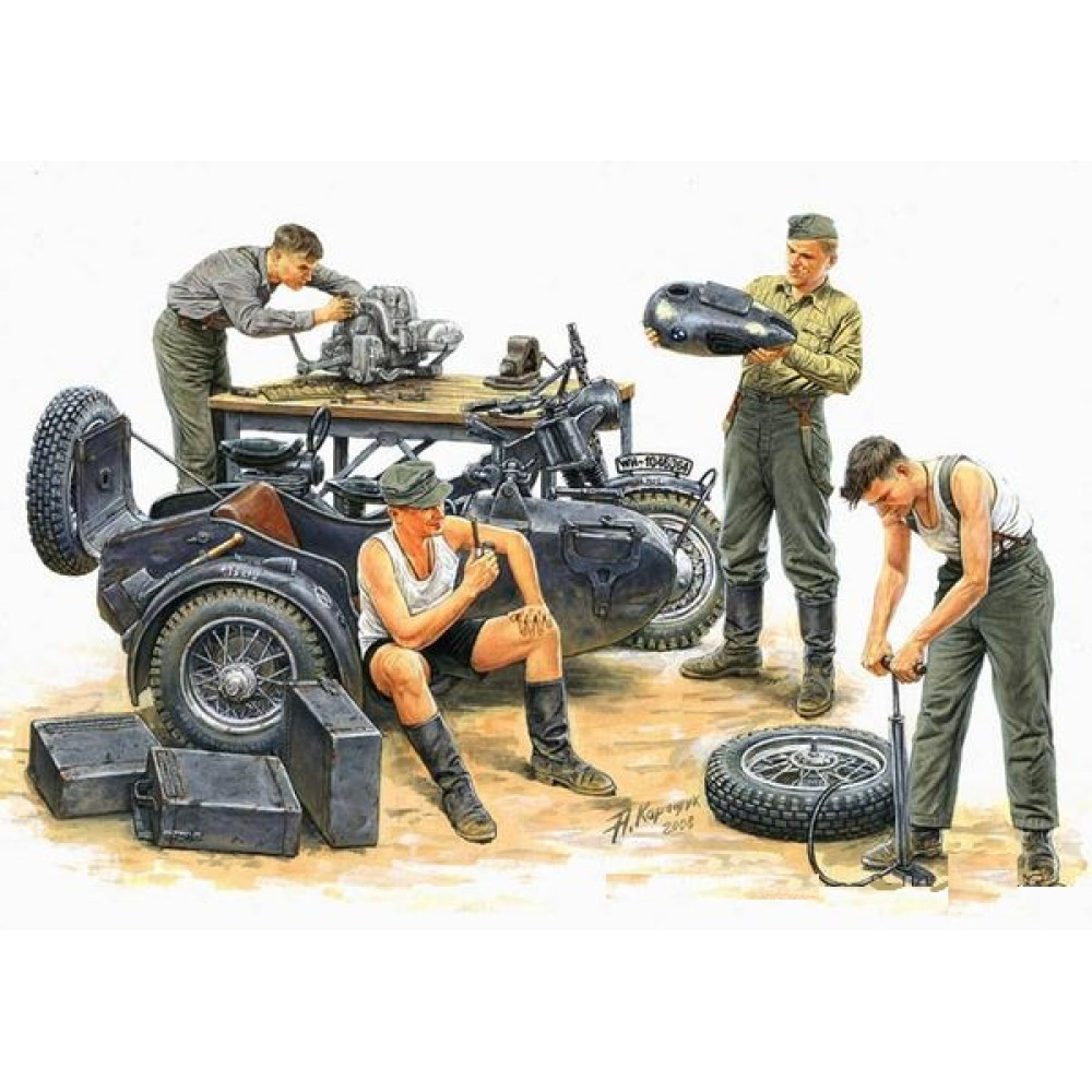 German Motorcycle Repair Crew 1/35 MasterBox 3560