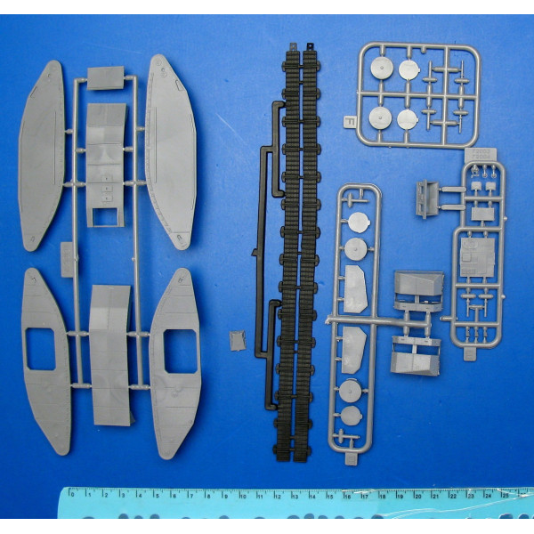  MK II Female British Tank, Arras Battle period, 1917   1/72 MasterBox 72006