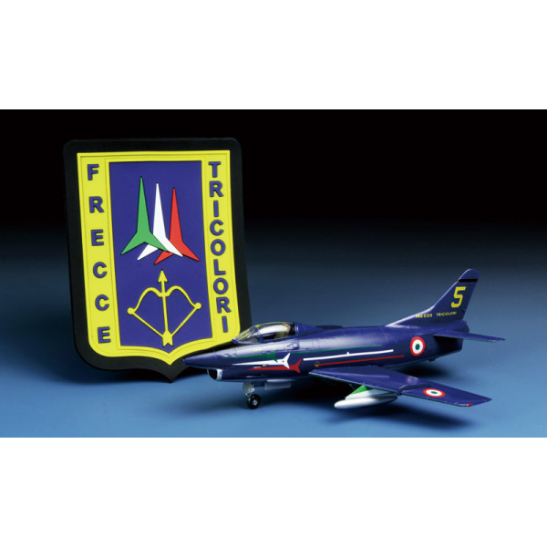 G.91R Light Fighter-Bomber  1/72 Meng model ds-004