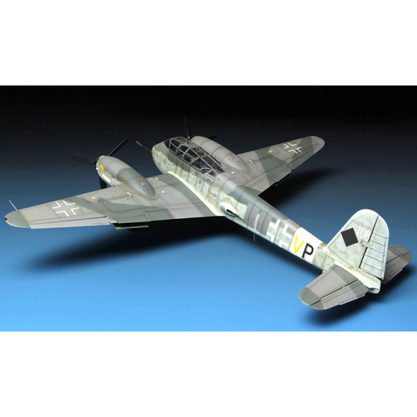 Messerschmitt Me 410B-2/U4 heavy fighter  1/48  Meng model ls-001