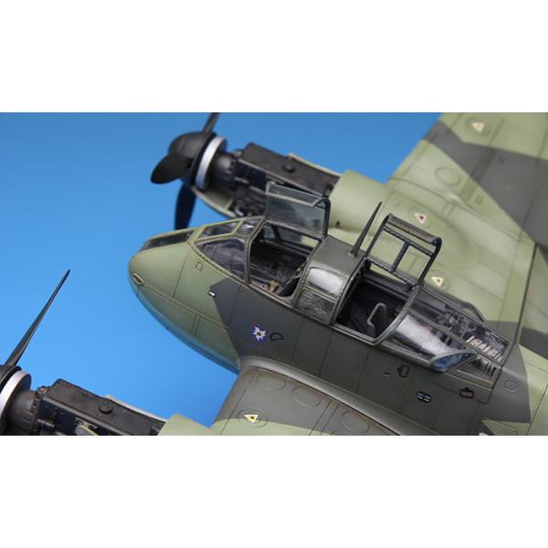 Messerschmitt Me 410A-1 High Speed Bomber  1/48  Meng model ls-003