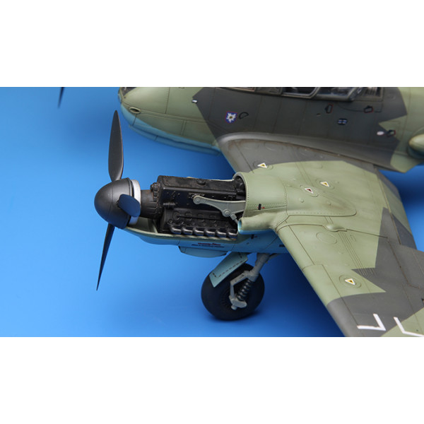 Messerschmitt Me 410A-1 High Speed Bomber  1/48  Meng model ls-003