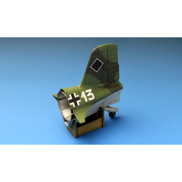 Messerschmitt Me163B  Komet Rocket-Powered Interceptor 1/32 Meng model qs-001