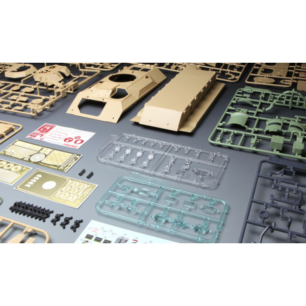 M2A3 Bradley w/BUSK III  1/35 Meng model ss-004