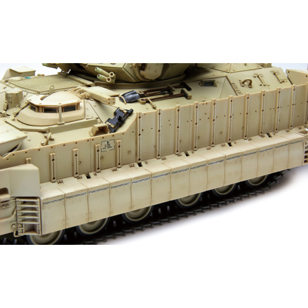 M2A3 Bradley w/BUSK III  1/35 Meng model ss-004