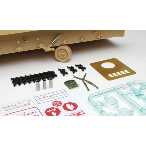 M2A3 Bradley w/BUSK III  1/35 Meng model ss-004