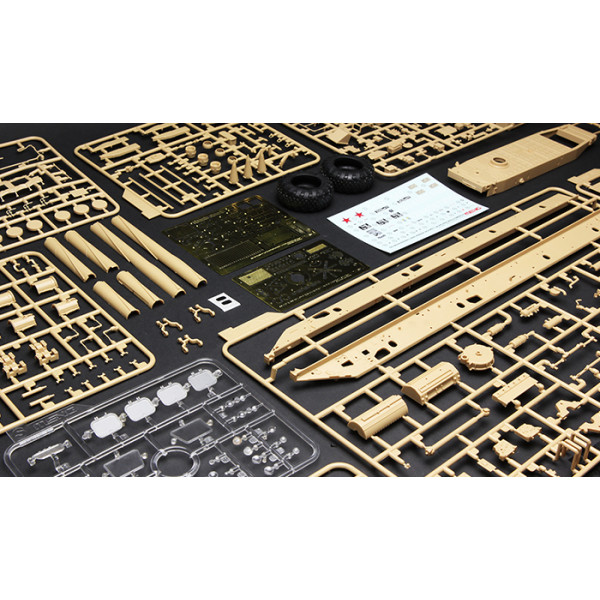 9A52-2 Smerch  1/35 Meng model ss-009