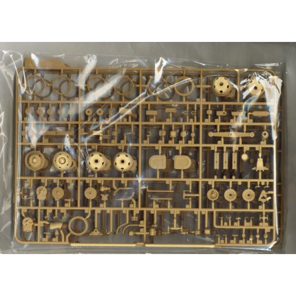 M911 C-HET (8X6) & M747 Heavy Equipment Semi-Trailer  1/35 Meng model ss-013