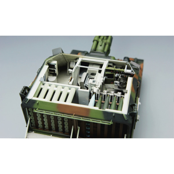 French AUF1 155mm Self-Propelled Howitzer   1/35 Meng Model  ts-004