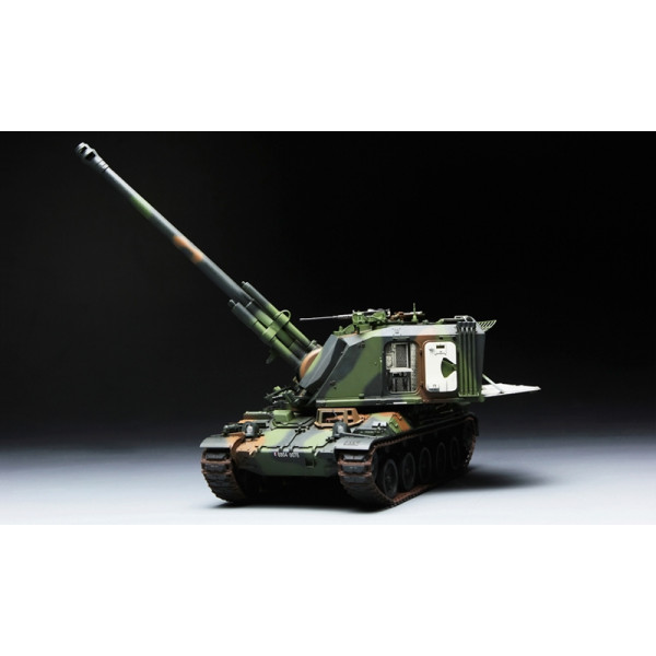 French AUF1 155mm Self-Propelled Howitzer   1/35 Meng Model  ts-004