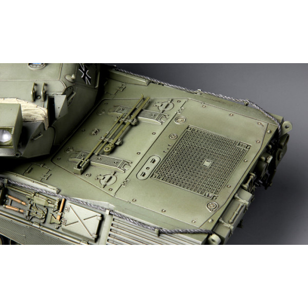Leopard 1 A3 / A4 німецький основний бойовий танк 1/35 Meng Model ts-007