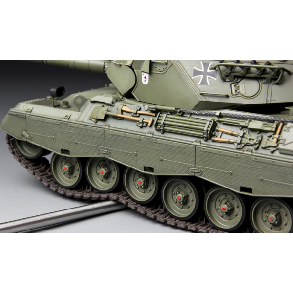 Leopard 1 A3 / A4 німецький основний бойовий танк 1/35 Meng Model ts-007